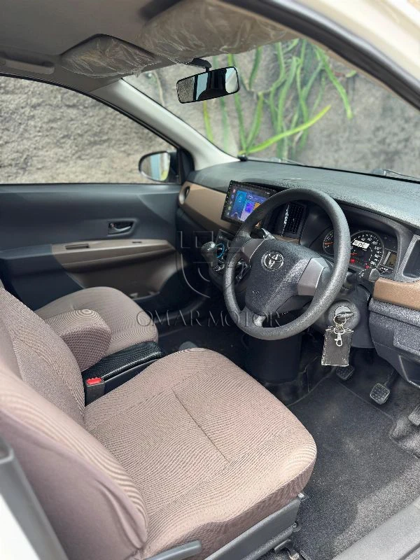 TOYOTA CALYA E PUTIH