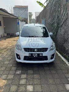 dijual-suzuki-ertiga-gl-putih-tahun-2012