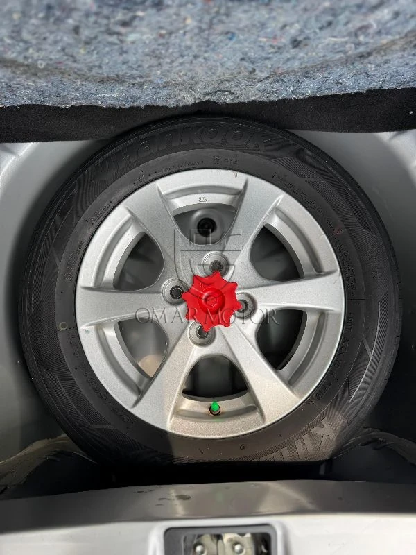 TOYOTA AGYA G SILVER