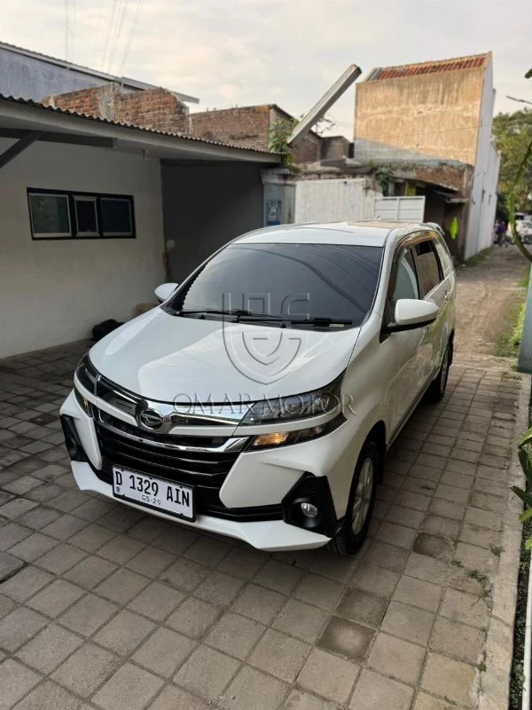 DAIHATSU XENIA R PUTIH