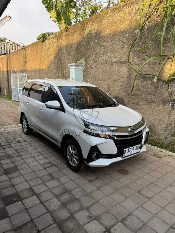 DAIHATSU XENIA R PUTIH