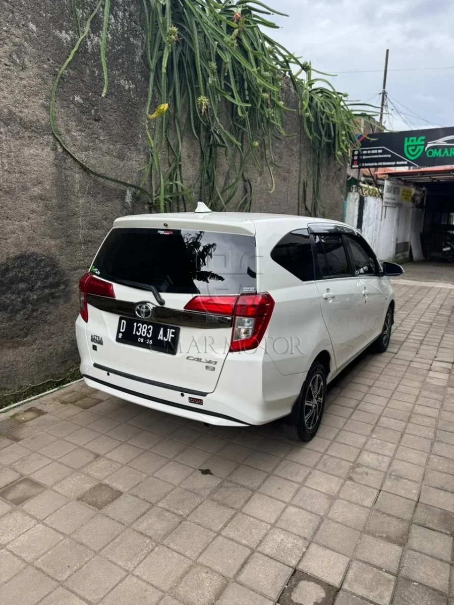 TOYOTA CALYA MVP PUTIH