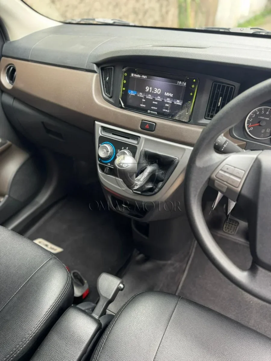 TOYOTA CALYA MVP PUTIH