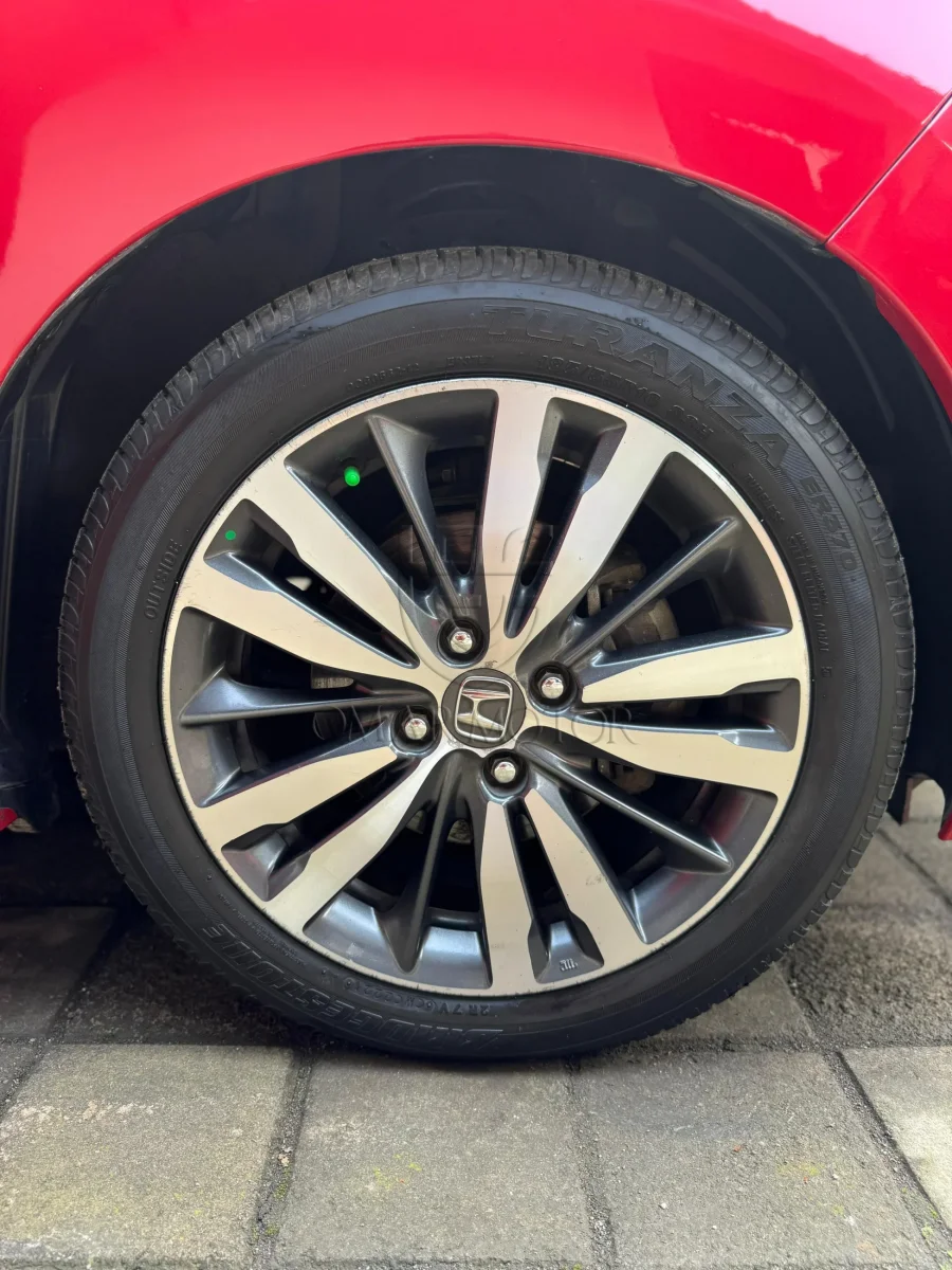 HONDA JAZZ RS CVT MERAH