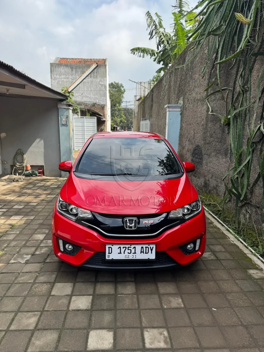 HONDA JAZZ RS CVT MERAH