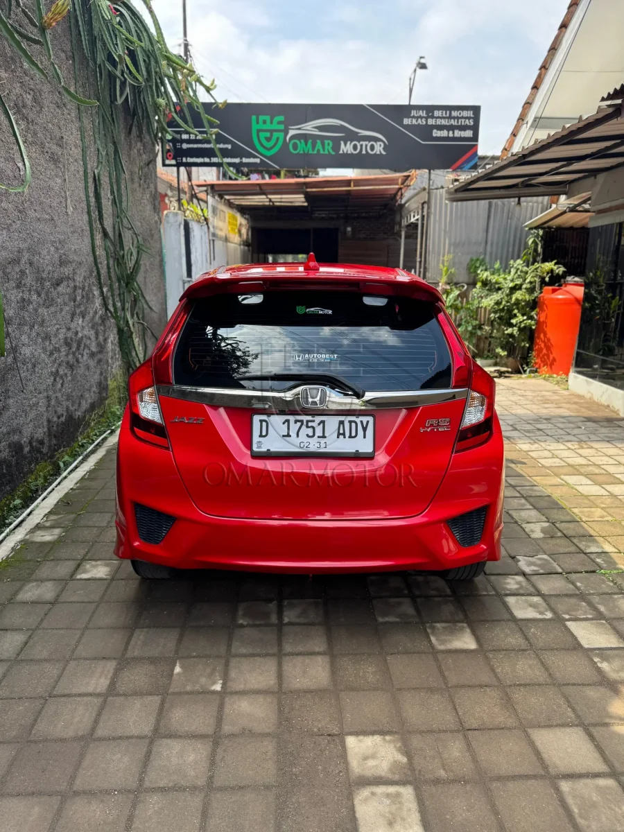 HONDA JAZZ RS CVT MERAH
